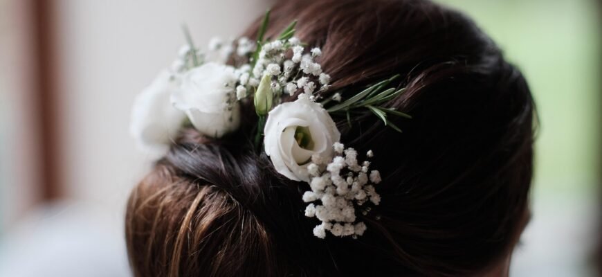 what-does-white-rose-symbolize-meanings-and-occasions