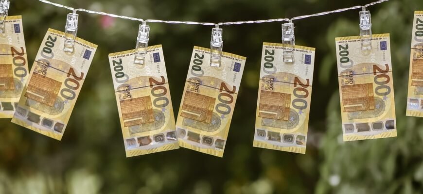 what-is-laundering-money-mean-stages-and-examples
